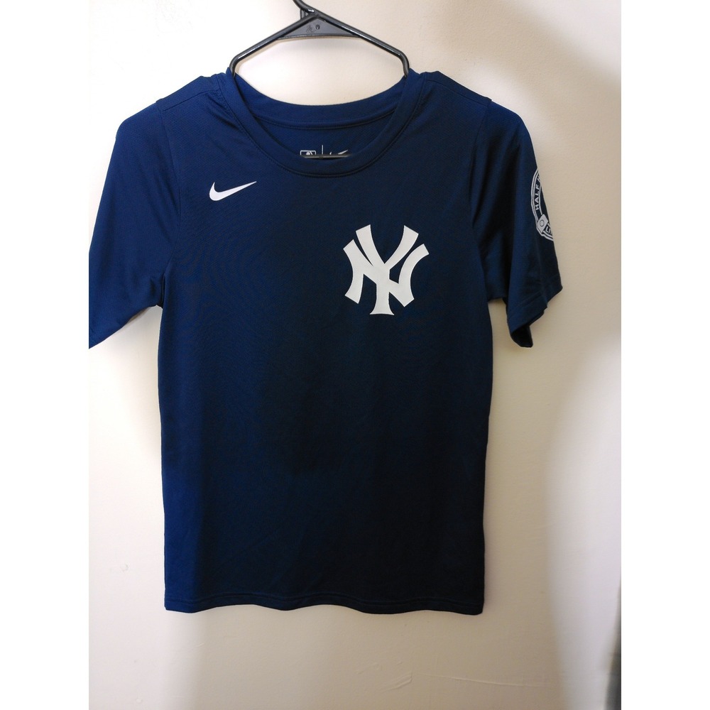 Nike New York Yankees Jersey Kids Youth L Navy Blue Sporty Graphic Tee